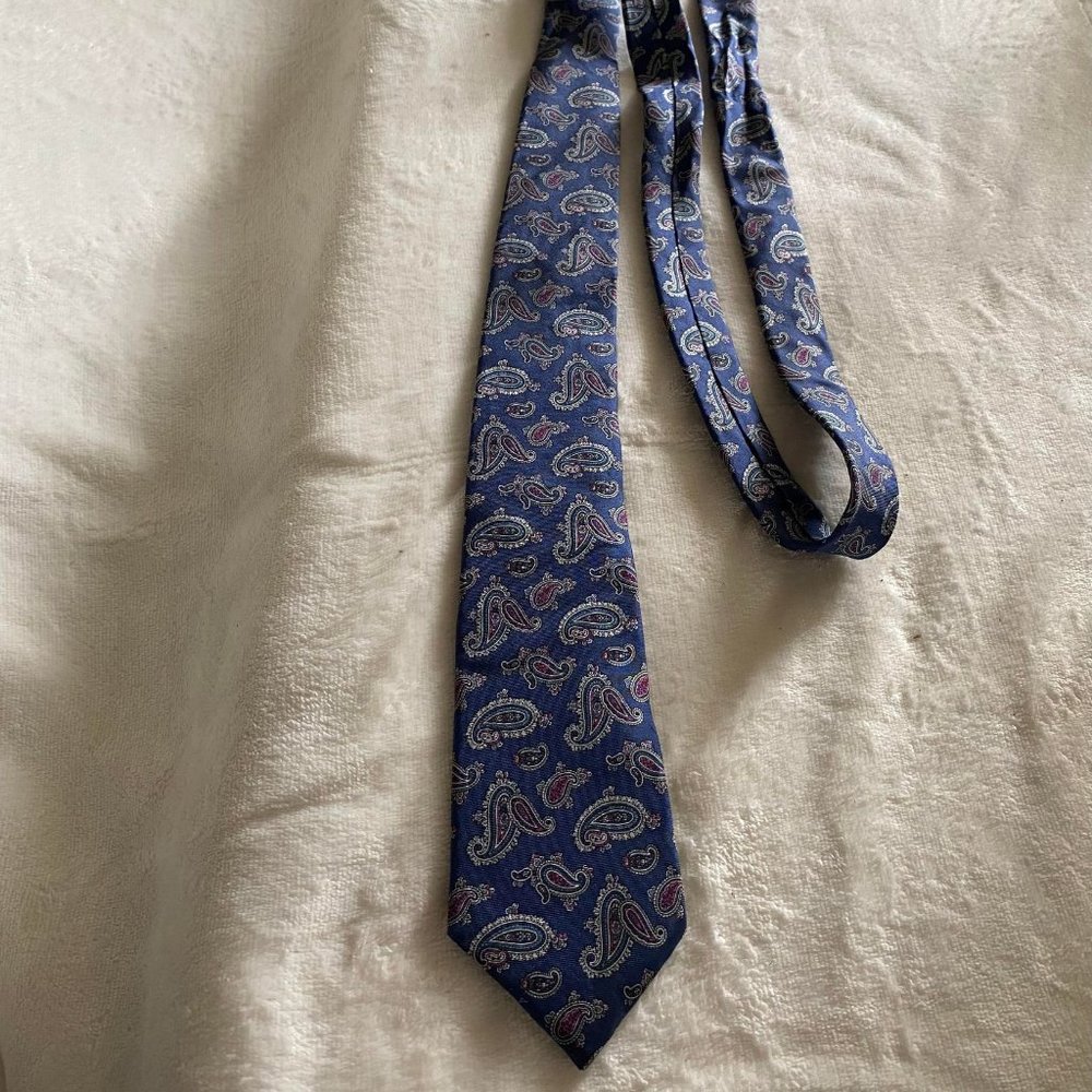 EUC Royal Knight Blue 100% Silk Tie